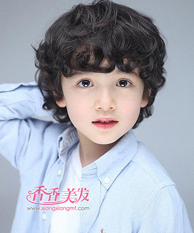 首页 流行发型 儿童发型 流行儿童蘑菇头发型 韩式儿童发型 五六岁大