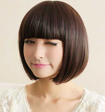 中年女性圆脸短发适合的发型图片 圆脸女短发