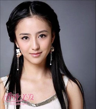 参加朋友婚礼直发脸圆的应扎什么头发好看(2)