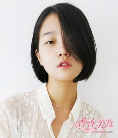 小方脸适合哪种短发 女生方脸适合什么短发(2