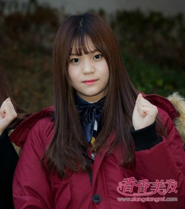 韩国明星爱街拍 韩国高考日女团冬装现身考场