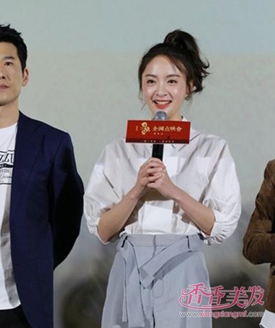 孙铱少女高马尾活力满满 五款孙铱灵动少女风