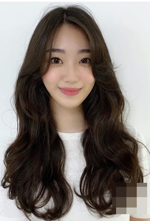 韩式波纹卷长头发图片 打理养眼甜美的卷发造型
