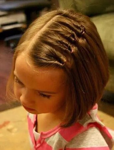 11岁公主头发怎么扎图片