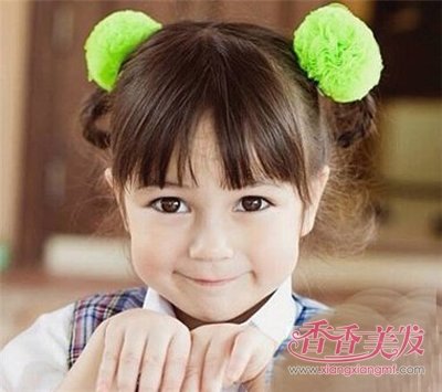 玩发型 编头发 小女孩短发如何编发 适合女儿童的漂亮编发发型 刘海